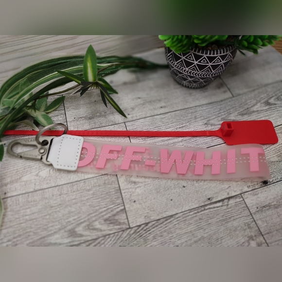 Off White Keychain Lanyard Pink - Picture 1 of 5